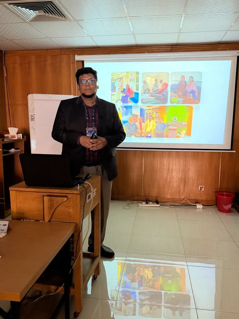 প্রশিক্ষণ কোর্সে উপস্থাপনা / Presenting at a training course